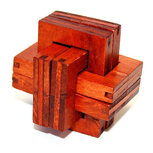 Головоломка деревянная в картонной коробке К16