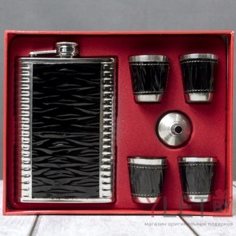 Набор фляжка и стопки Крокодил черный