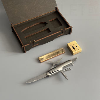 Подарочный набор "Самому сильному и надежному" горы (мультитул, USB зажигалка Ciger, зарядный кабель)