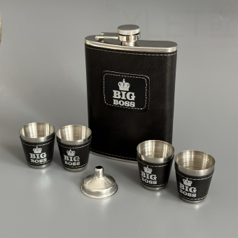 Набор фляжка и стопки Босс