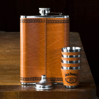 Набор фляжка и стопки Jack Daniels коричневый