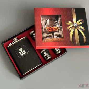 Набор фляжка и стопки Босс