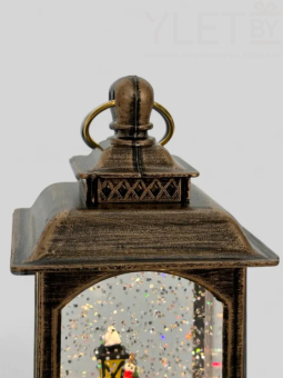 Снежный музыкальный Ретро фонарь квадратный "Дед мороз с фонарем" 8х8х21 см