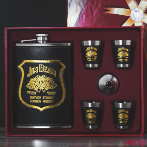 Набор с фляжкой и стопками Jim Beam