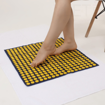 Ипликатор-коврик, 360 модулей, 56 × 62 см, цвет тёмно-синий/жёлтый