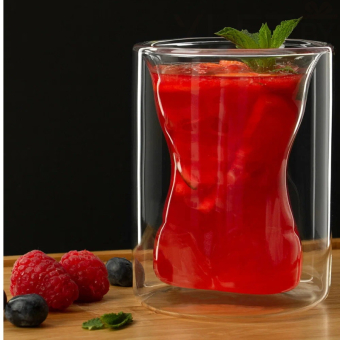 Стеклянный стакан Мужское тело