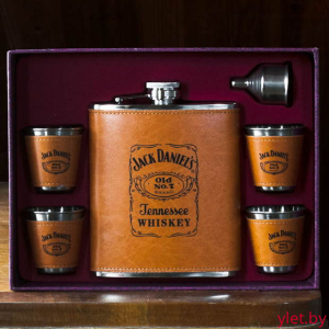 Набор с фляжкой и стопками Макси Jack Daniels