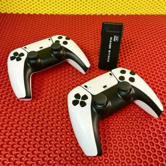 Игровая приставка Game Stick M8S 20000 игр + 2 беспроводных джойстика