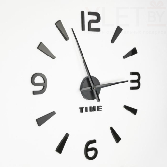 Часы наклейка Кавалье