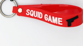 Брелок подвеска "Игра в кальмара. Рабочий"