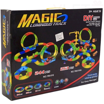 Трек с машинкой.