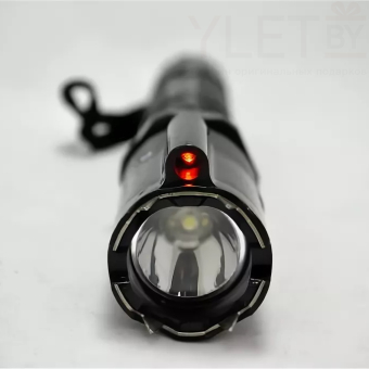 Фонарь с электрошокером и лазером