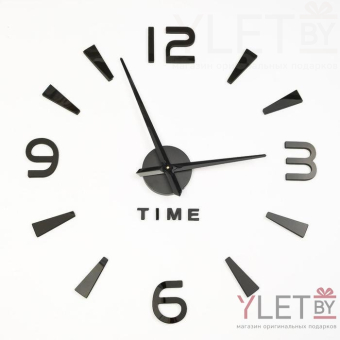 Часы наклейка Кавалье