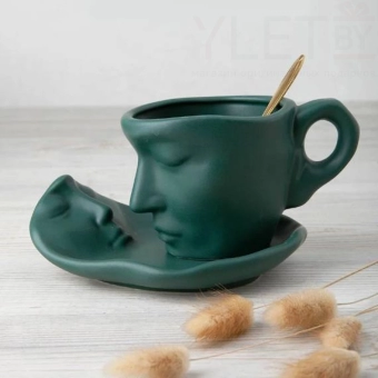 Кружка с блюдцем "Лицо" (зеленая)