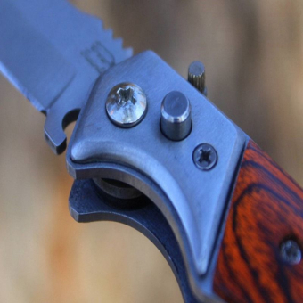 Нож складной под дерево